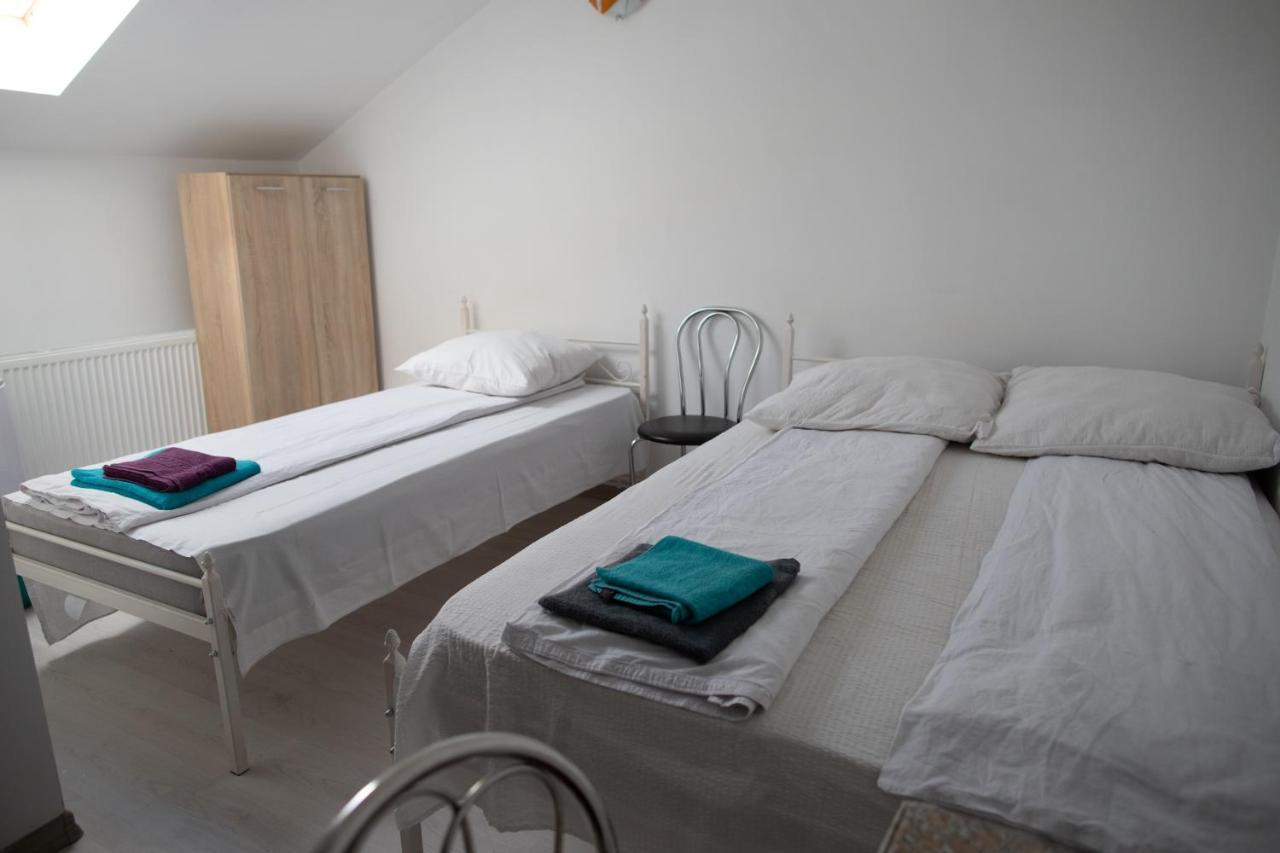 Motel Aris Meridian Piatra Neamţ Exterior foto